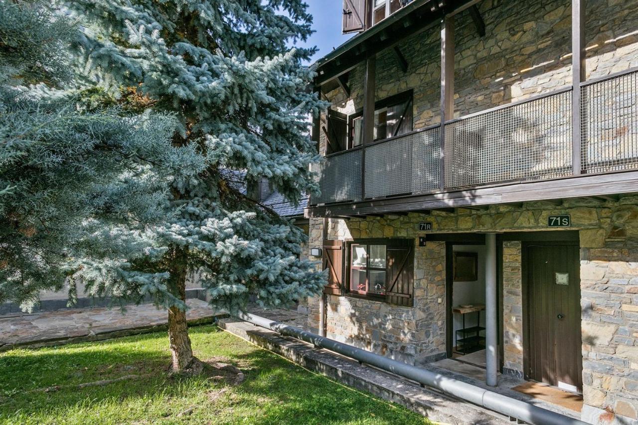 Luderna - Apartamento Era Sarreta Betren Ngoại thất bức ảnh